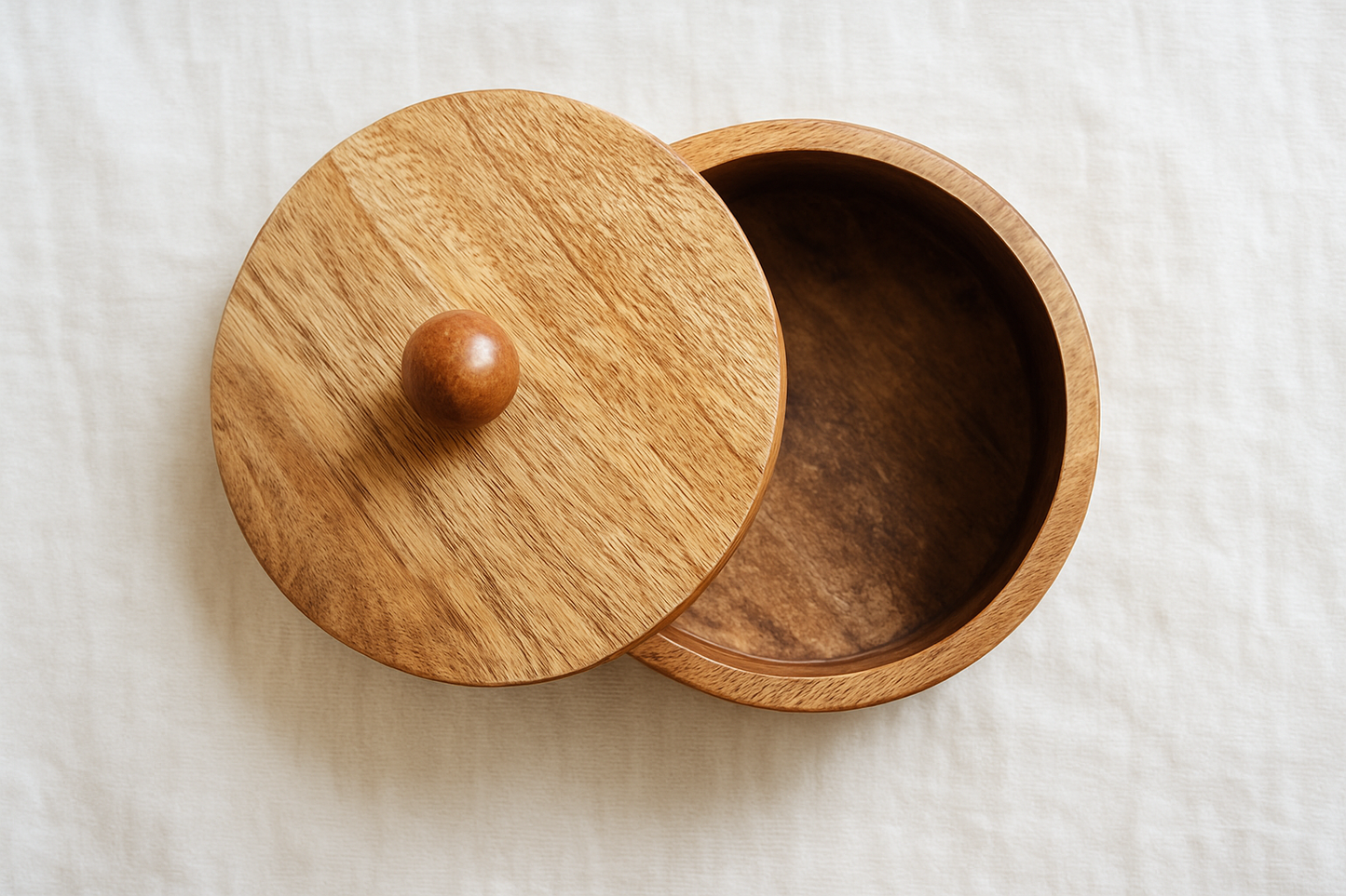 Handcrafted Wooden Casserole | Natural and Insulated Hot Pot for Dining & Serving